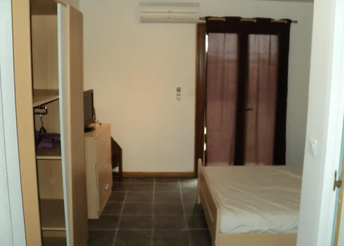 Le Du Clos Boisé * Théziers